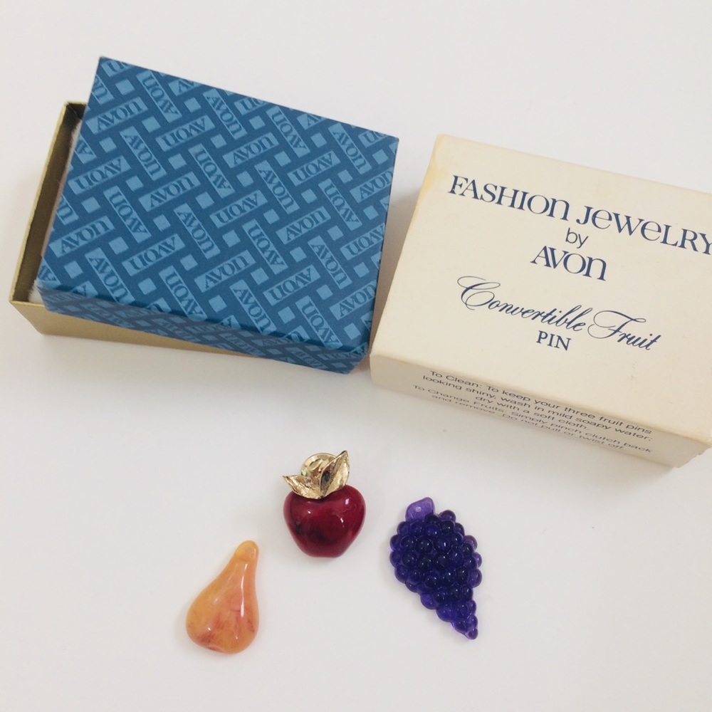 Avon Vintage Convertible Fruit pin